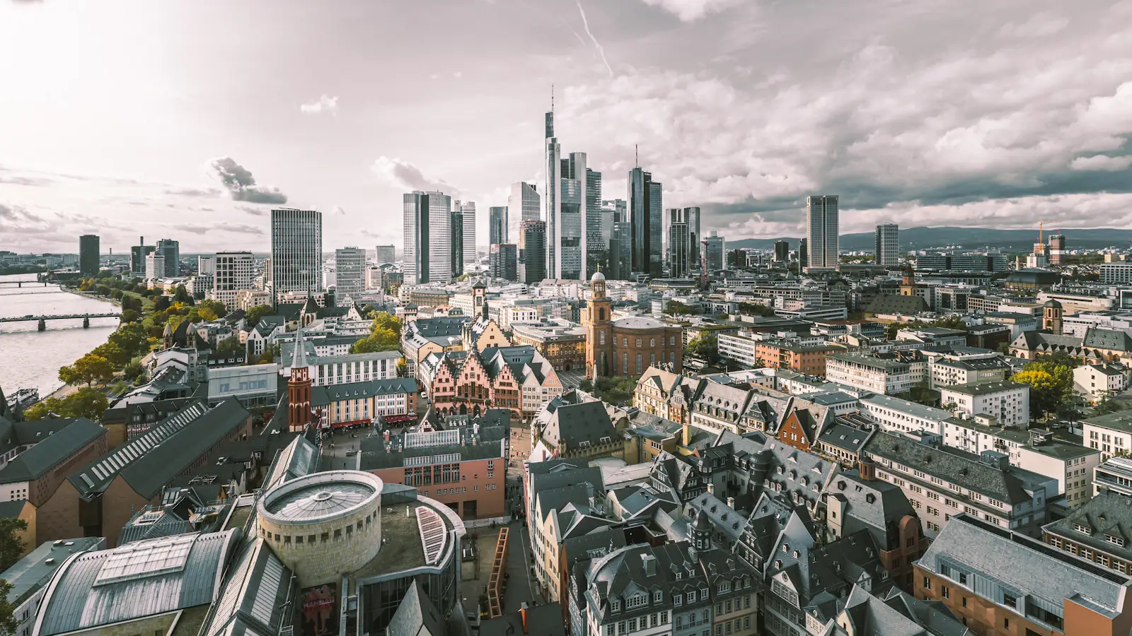 Aerial view of the Frankfurt skyline, home of the ECB and the digital euro